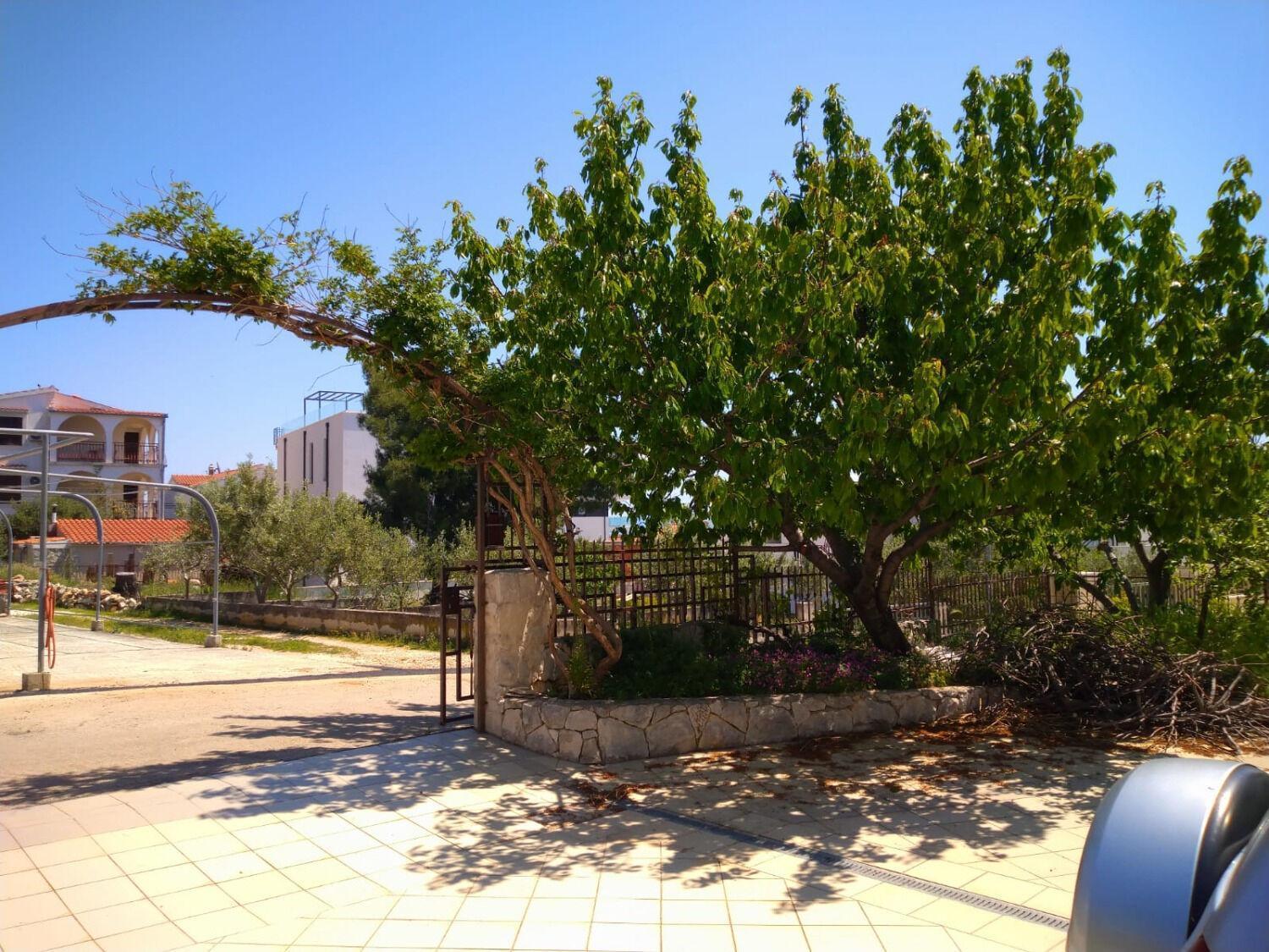 Apartments Filip Trogir Bagian luar foto